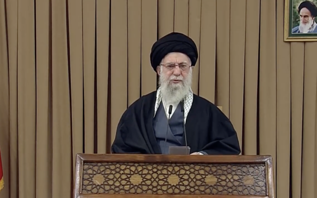 Le guide suprême iranien, l'ayatollah Ali Khamenei, s'exprime dans un message vidéo publié le 27 novembre 2025.(Capture d'écran : Khamenei.ir)